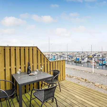 Beautiful In Glesborg With House Sea View Bønnerup Strand