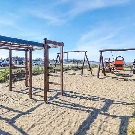 בית נופש Beautiful In Glesborg With House Sea View Bønnerup Strand