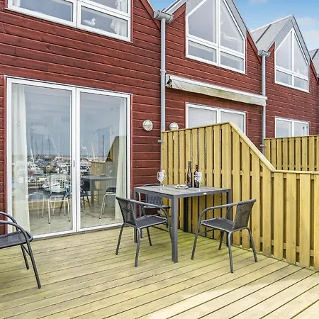 Beautiful In Glesborg With House Sea View *
